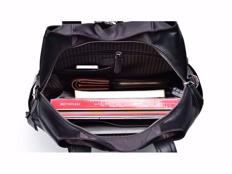 男士旅行包 男士旅行包